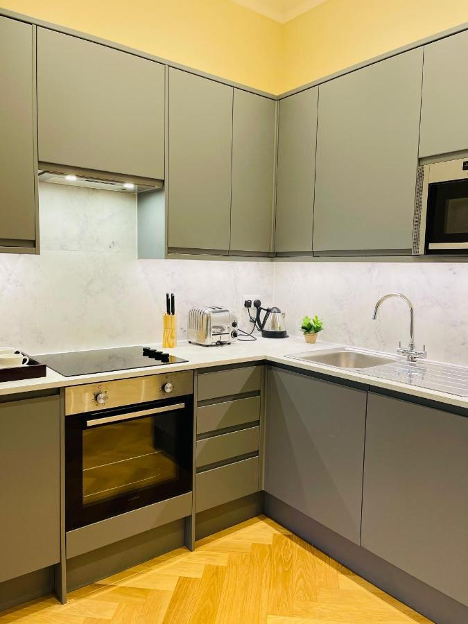 בארנט Glenlyn Apartments מראה חיצוני תמונה