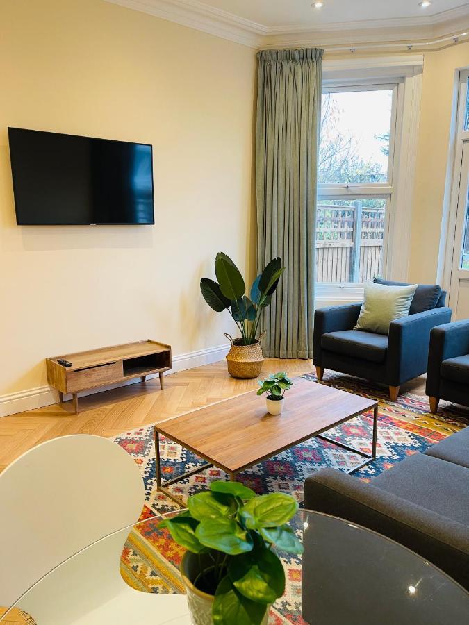 בארנט Glenlyn Apartments מראה חיצוני תמונה
