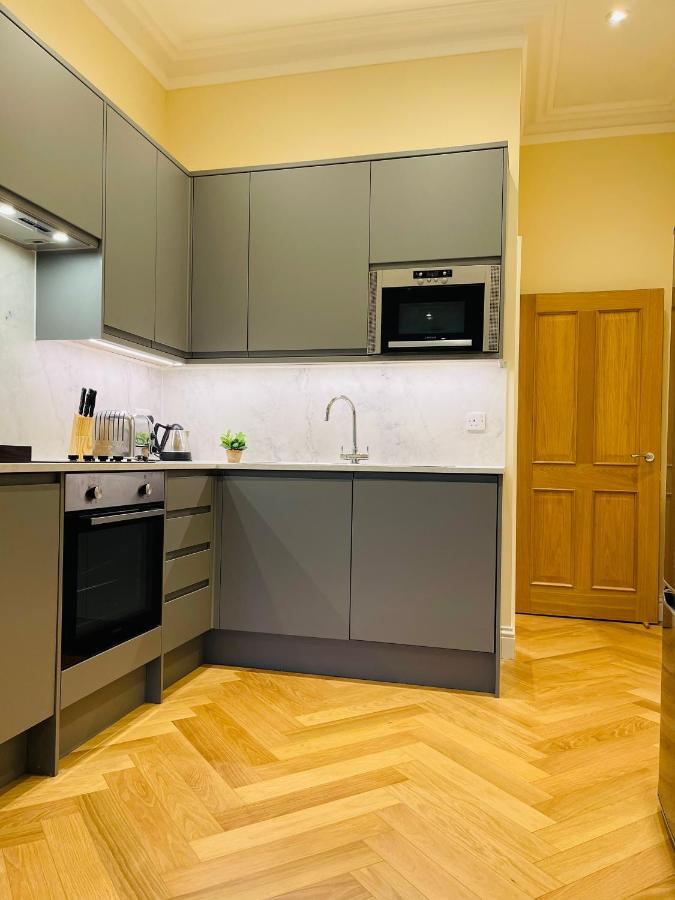בארנט Glenlyn Apartments מראה חיצוני תמונה