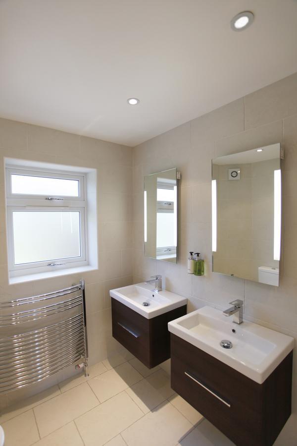 בארנט Glenlyn Apartments מראה חיצוני תמונה