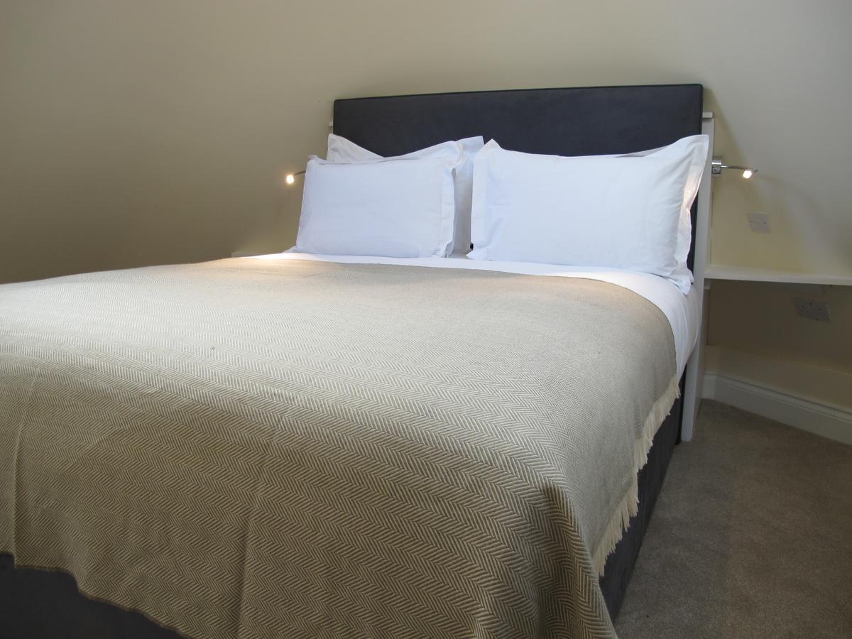 בארנט Glenlyn Apartments מראה חיצוני תמונה
